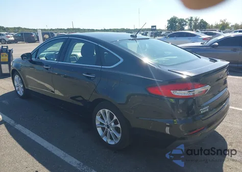2019 Ford Fusion Energi Titanium из США, поврежденный, VIN 3FA6P0SU1KR266688